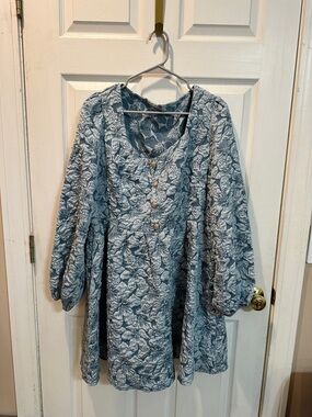 SHEIN Blue Floral Jacquard Tunic Top